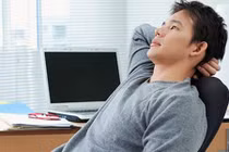 Sống bên vợ mà quay quắt nhớ người tình