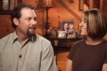 Rút ống thở để vợ ra đi thanh thản, 5 giờ sau chồng ngỡ ngàng