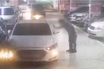 Cậu bé 9 tuổi trộm xe ô tô của mẹ để “đi thử” và cái kết khó tin