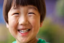 14 dấu hiệu ngầm báo trước trẻ lớn lên sẽ rất thông minh