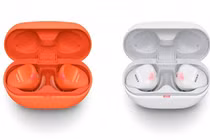 Ra mắt tai nghe true wireless WF-SP800N