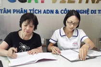 Bí mật khủng khiếp sau khi xếp hàng chọn bố cho con