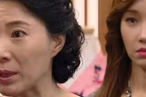 Con trai cặp bồ mẹ chồng bênh chằm chặp