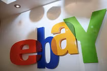 Bạn trai rao bán người yêu trên eBay được 2 tỷ đồng