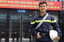 Câu hỏi của người dân khiến đại úy cứu hỏa "đứng hình"