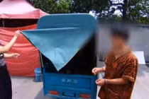 Hỏa táng xác bố ruột tại bãi rác vì muốn tiết kiệm tiền