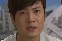 Hốt hoảng ngay đêm tân hôn vì bệnh oái oăm của vợ