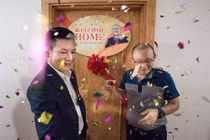 HLV Park Hang Seo và vợ chuyển về nhà mới