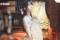 Khóc hết nước mắt và quỳ gối xin ly hôn chồng giàu có