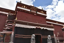 Khám phá tu viện nắm giữ kho báu của Phật giáo Tây Tạng