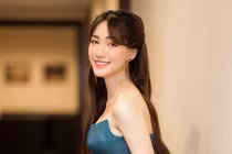 Hòa Minzy hối hận vì mua túi xách vài trăm triệu đồng