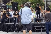 Nữ người mẫu lừa hàng trăm người đàn ông đến buổi kén bạn trai