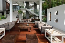 Biệt thự tuyệt đẹp ẩn mình trong rừng nhiệt đới