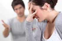 Bài học đắng cay khi lạm dụng “con dao hai lưỡi” - dọa ly hôn