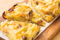 Video: 'Nâng cấp' món bánh khoai bình dân thành phiên bản sang chảnh