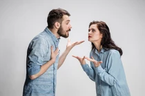 Đàn ông bỏ nhà ra đi thích đem theo vật gì?