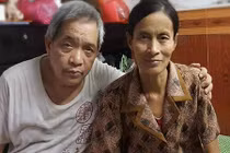 Tình yêu khó tin của chàng trai phố cổ và cô gái bán hàng rong