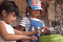 Video: Bất ngờ cuộc sống của 2 bé gái bị trao nhầm ở Bình Phước