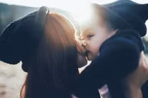 3 nàng giáp chỉ cần sinh con trai, một bước đổi đời