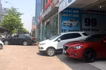 Ôm xe "lướt", ông chủ buôn ô tô cũ dính đòn đau