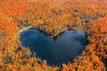 Video: Ngây ngất sắc thu ở vùng đất lãng mạn nhất Bắc Mỹ