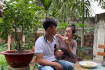 Video: Phan Văn Đức háo hức đón Tết tại nhà vợ, hồi hộp trước lễ cưới lớn