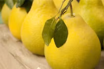 Mua bưởi thắp hương hãy tránh xa những quả có dấu hiệu này