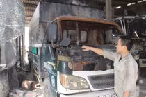 Nỗi khổ của gia đình suốt 2 năm bị kẻ xấu phóng hỏa