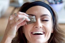 Bí quyết trị quầng thâm mắt nhanh nhất chỉ trong 1 tuần