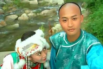 Nhĩ Thái trong "Hoàn Châu cách cách" năm nào bị tố bán vàng giả