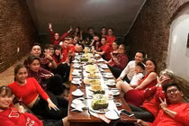 Lộ ảnh con trai Hà Hồ thân thiết với Kim Lý như một gia đình