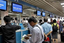 Video: Sự thật thẻ Đảng, GPLX không được dùng làm thủ tục lên máy bay