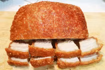 Video: Bí quyết làm thịt heo quay giòn bì bằng nguyên liệu có sẵn trong nhà bếp