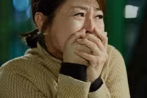 Vợ đau khổ khi phát hiện sự thật khủng khiếp dưới tầng hầm nhà chồng