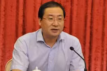 Quan tham Trung Quốc cực ga lăng, nhận hối lộ trăm tỷ để cho gái