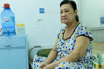 Cựu diễn viên cải lương lại vay nóng để nhập viện vì đột quỵ