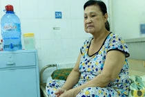 Cựu diễn viên cải lương lại vay nóng để nhập viện vì đột quỵ