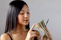 khi bị đàn ông phản bội, phụ nữ nhất định phải làm điều này