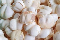 Mốt nấu chè giải nhiệt, chị em chung mua cả tạ thốt nốt Miền Tây