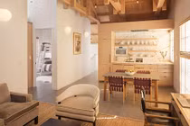 “Hô biến” chuồng ngựa cũ thành nhà đẹp miễn chê