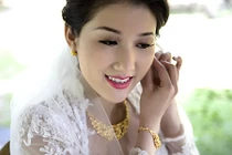 Chồng trẻ hụt hẫng trong đêm tân hôn vì sở thích quái đản của vợ