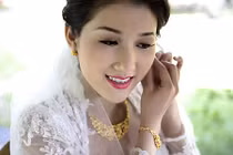 Chồng trẻ hụt hẫng trong đêm tân hôn vì sở thích quái đản của vợ