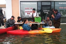 "Cười sặc" khi bắt gặp những kẻ kỳ quặc nơi công cộng