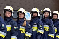 Video: Đội cứu hỏa toàn nữ tại ngôi làng 10 năm không có con trai ở Ba Lan