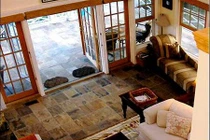 Đại kỵ cửa nhà khiến công việc làm ăn thua lỗ, đau ốm triền miên