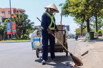 Những phận người mưu sinh giữa cái 'nắng như đổ lửa'