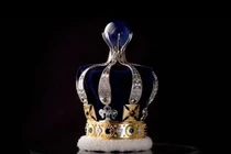 Video: Trưng bày viên sapphire đắt nhất thế giới