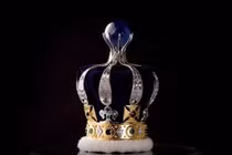 Video: Trưng bày viên sapphire đắt nhất thế giới