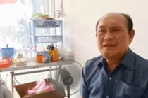 Sau ồn ào với con trai, Duy Phương mất ngủ vì quán ăn ế ẩm