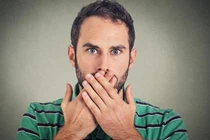 Video: Người đàn ông nấc cụt không ngừng suốt 3 năm